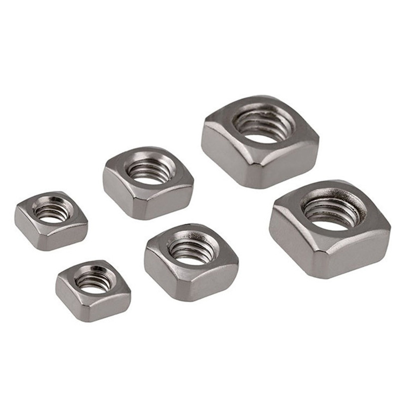 Black square nuts-face sa magkabilang panig