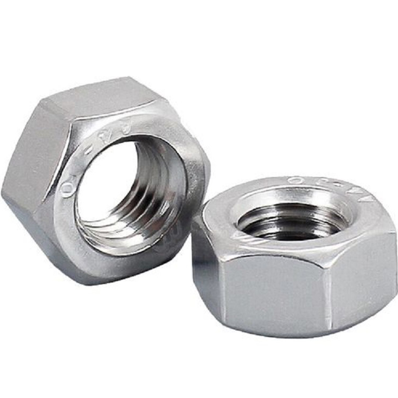 Matibay na hexagonal nut