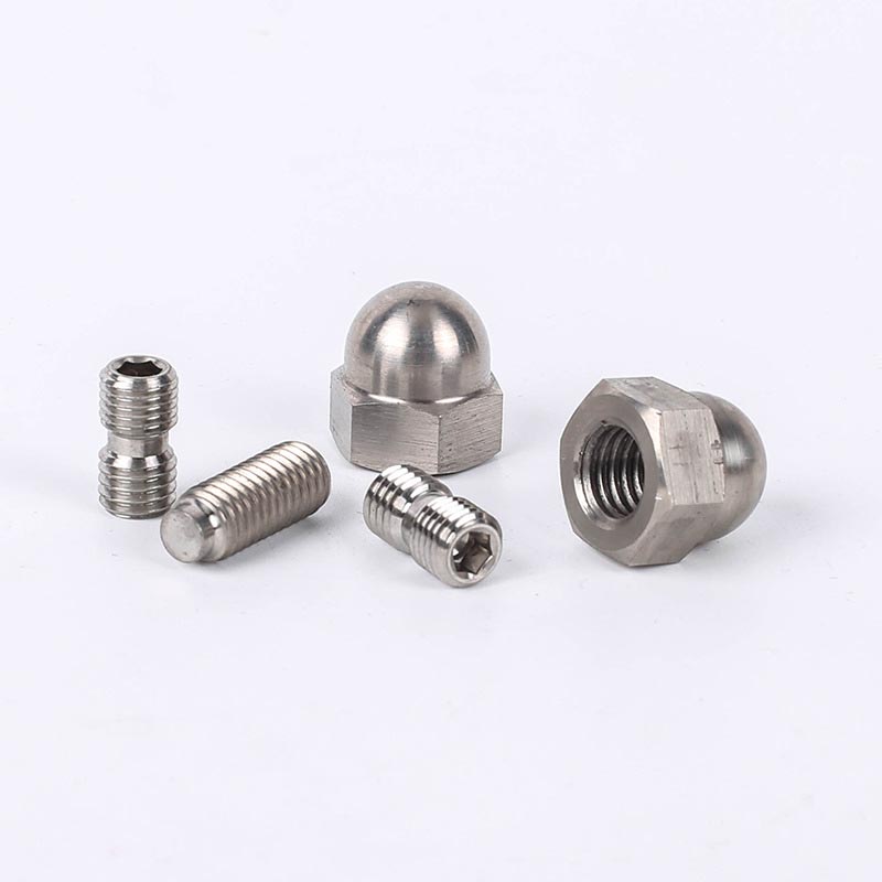 Mababang Crown Hexagon Cover Nut