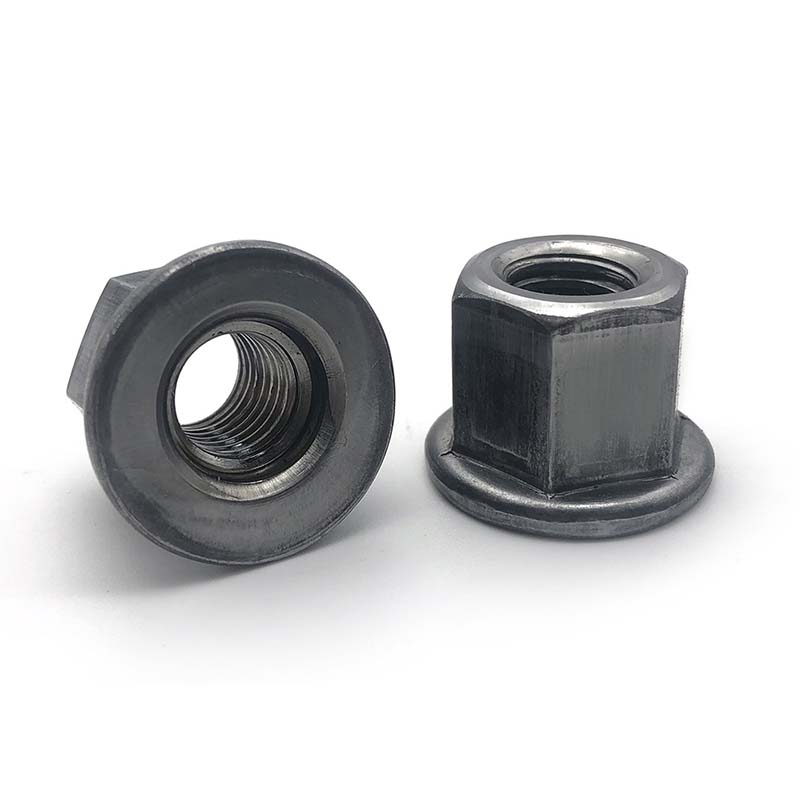Nahaharap ang Washer sa mga hexagon nuts
