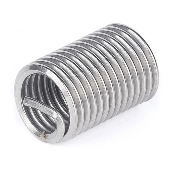 Ang mga pagsingit ng wire ng wire na may pinong sinulid